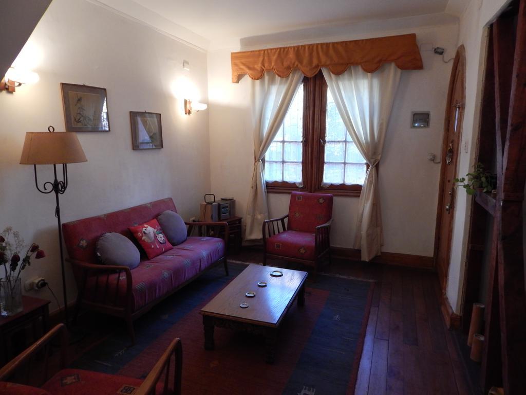Alojamiento Alberto Magno Bed & Breakfast Santiago Exterior photo
