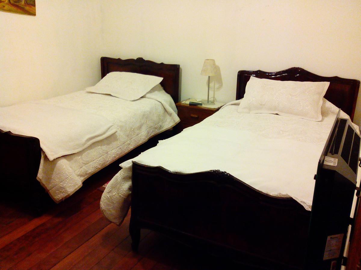 Alojamiento Alberto Magno Bed & Breakfast Santiago Exterior photo